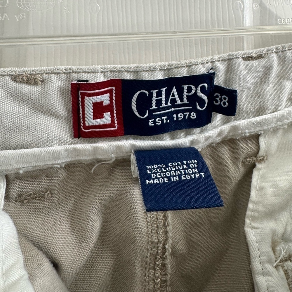 Chaps Men's Beige Cargo Shorts - Picture 9 of 10